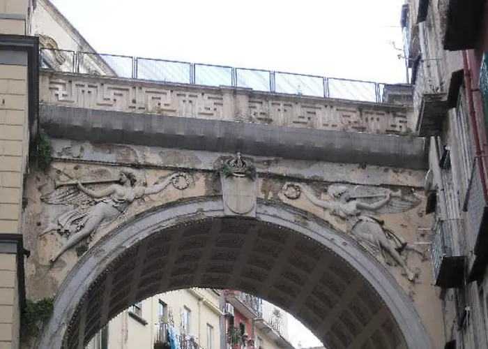 Monolocale In Gradoni Di Chiaia