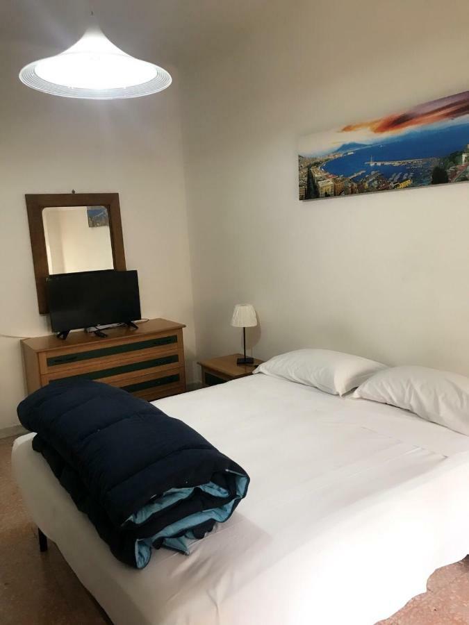Monolocale In Gradoni Di Chiaia Apartment Naples